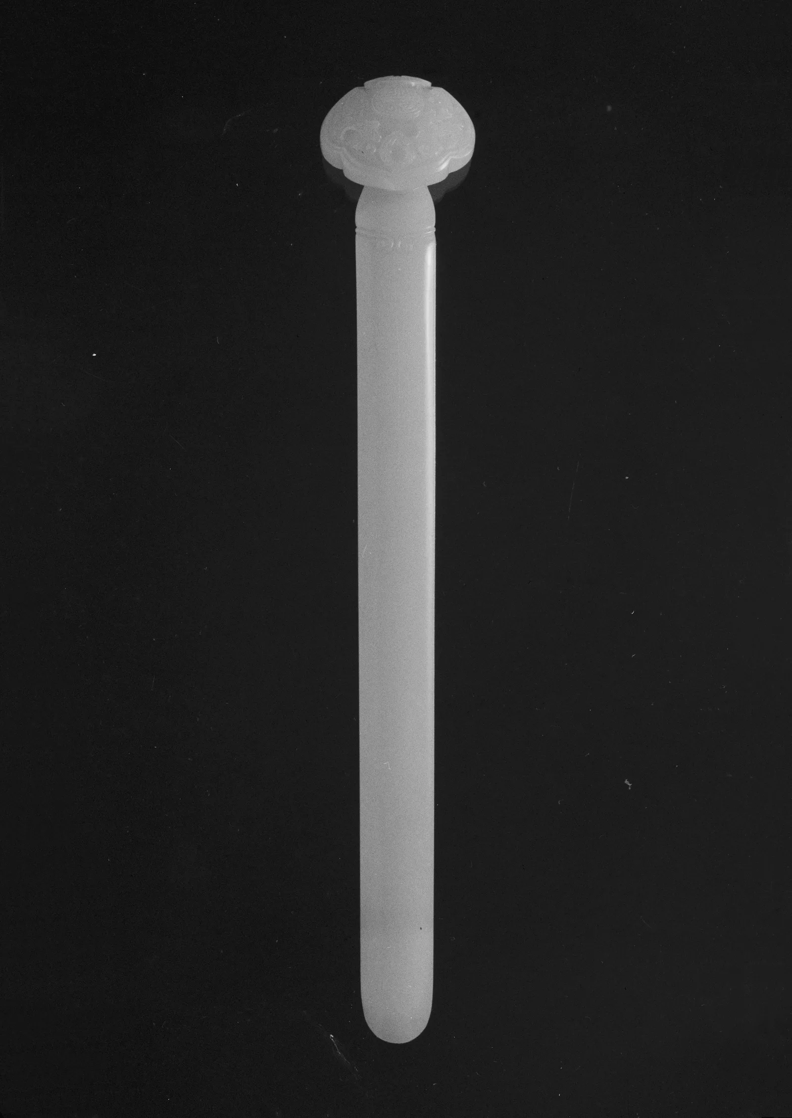 Jade (nephrite) hairpin, qing dynasty, 16 cm long.