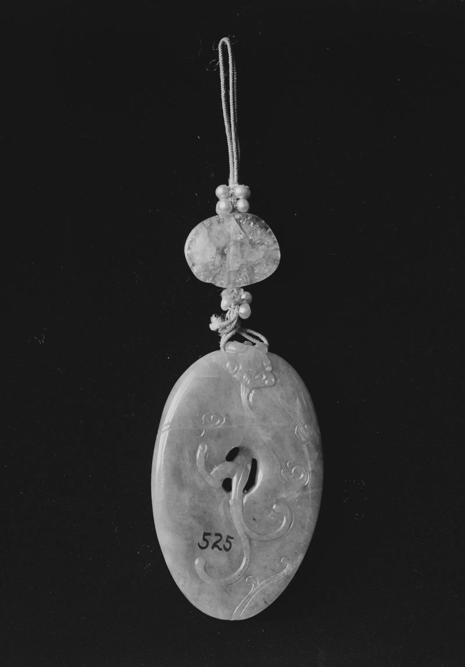Jadeite pendant, qing dynasty, 5.6 cm high.