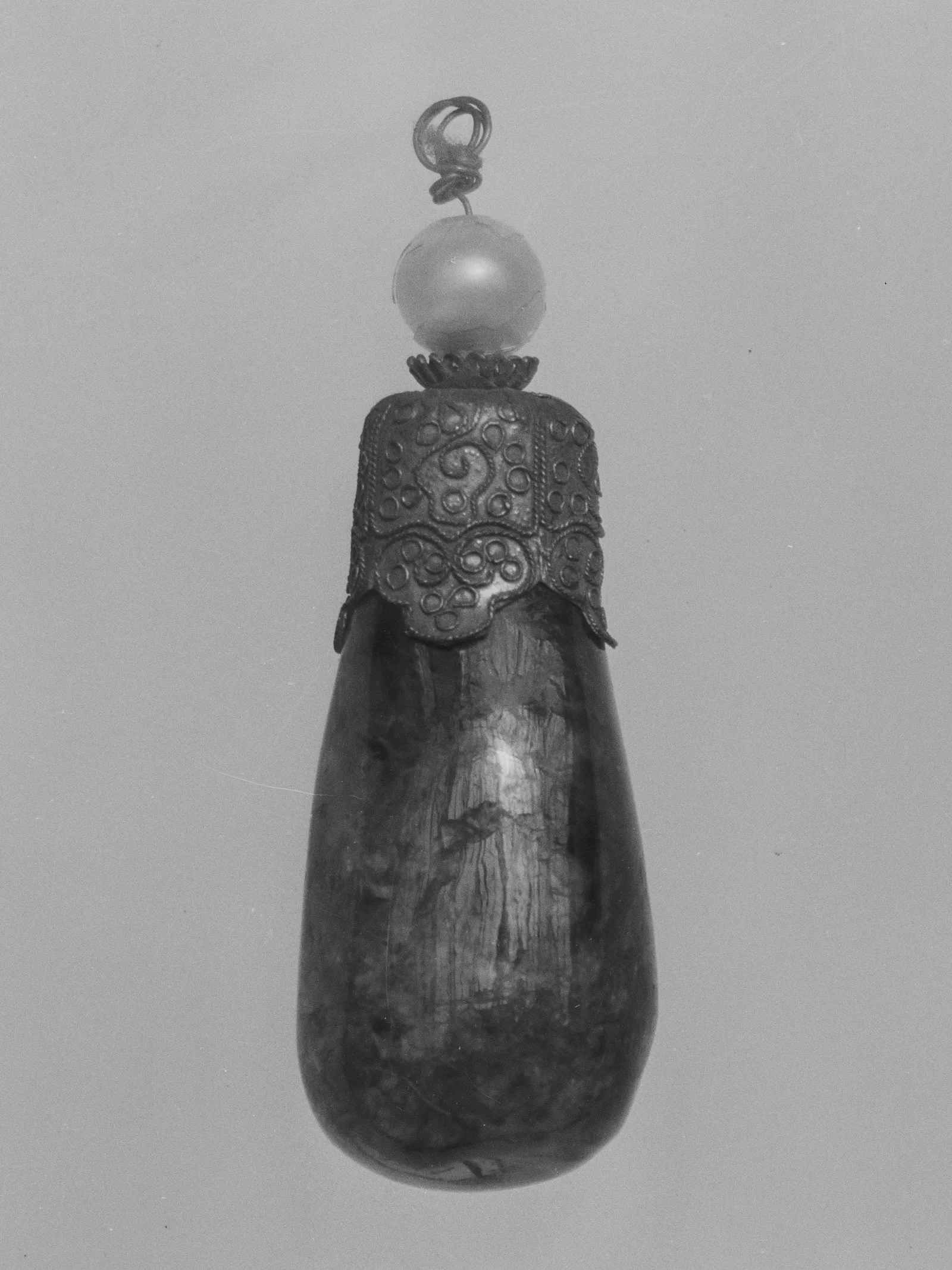 Jadeite pendant, qing dynasty, 5.1 cm high.
