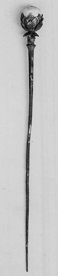 Gilt silver and pearl hairpin, ming dynasty, 13.3 cm long.