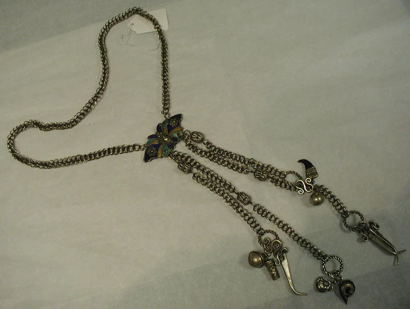 Silver necklace, qing dynasty.